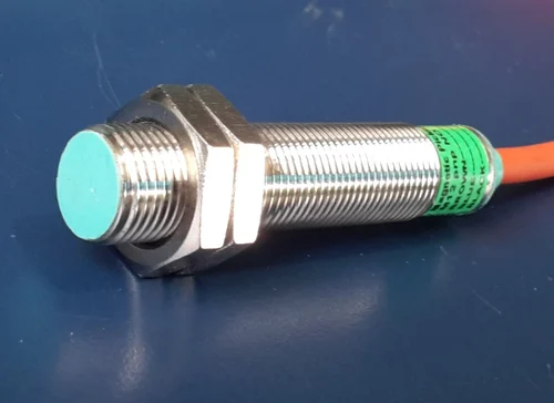 The Velocity Paradox: What Happens When a Car's Speedometer Reads 60 Miles an Hour