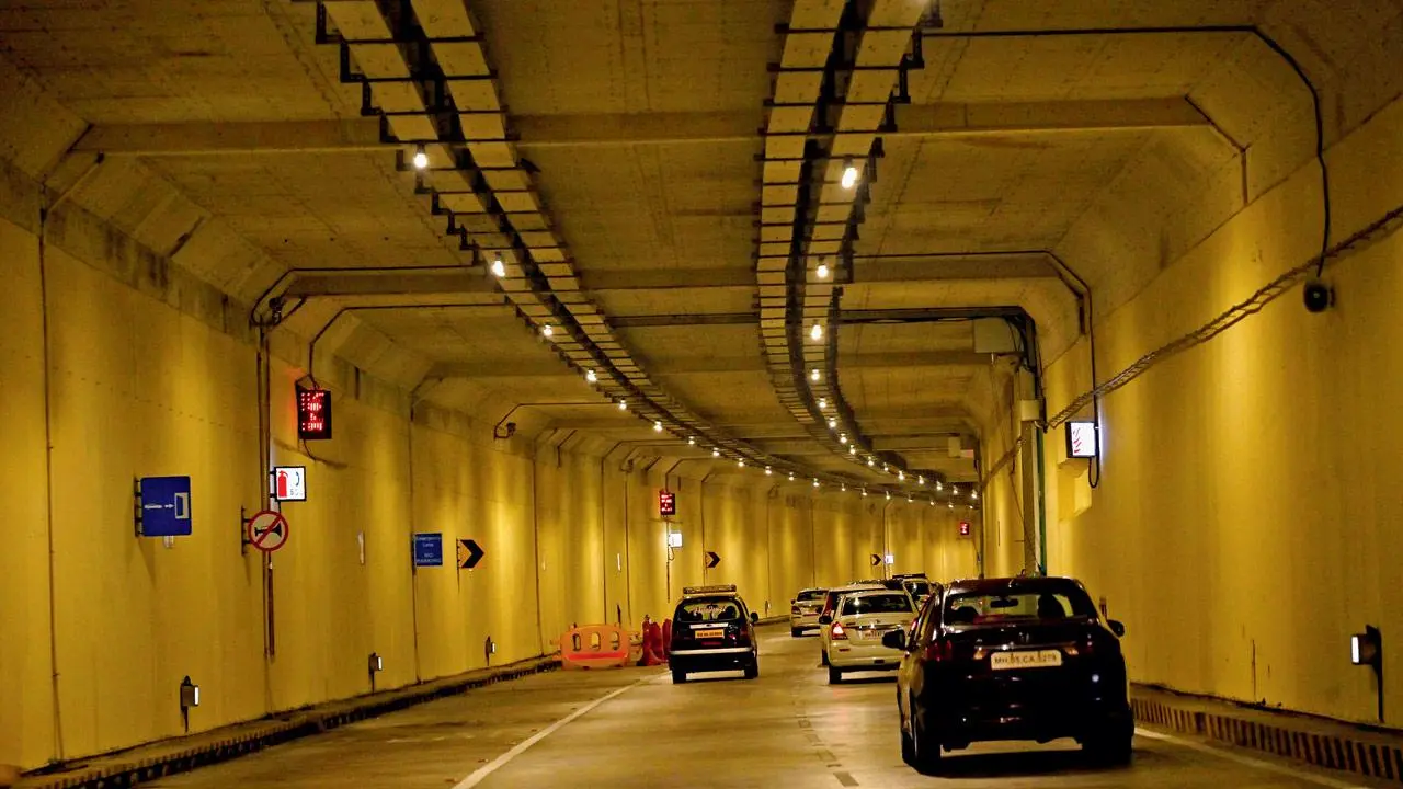 Precision Down Under: Navigating the Legal Landscape of GPS Speedometers in Australia