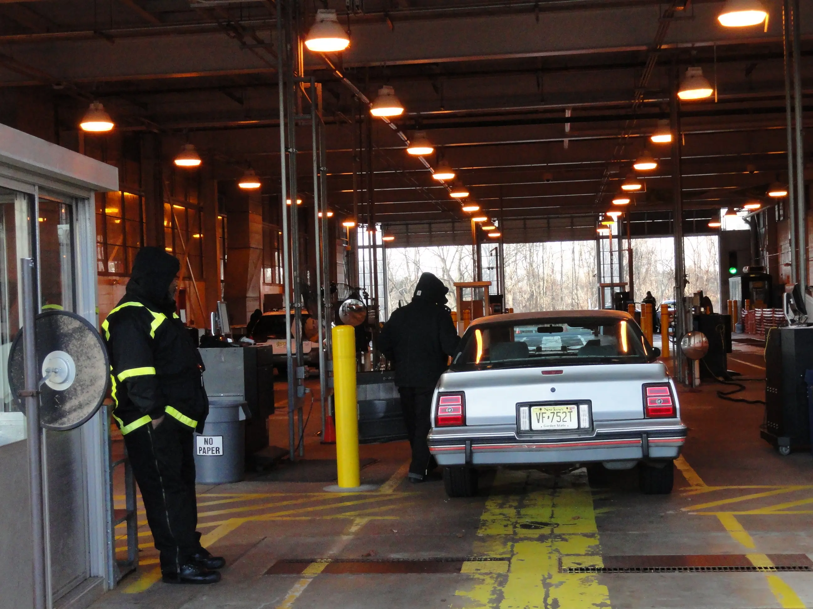 Speeding Blind? The Definitive Legal and Tech Guide: Are Motorcycles Legally Required to Have a Speedometer?